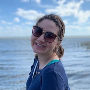 Meet your Posher, Candace